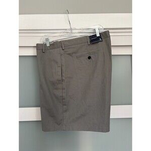 Lands End Traditional Fit Size 46 Gray Khaki Bermuda flat front shorts NEW NWT